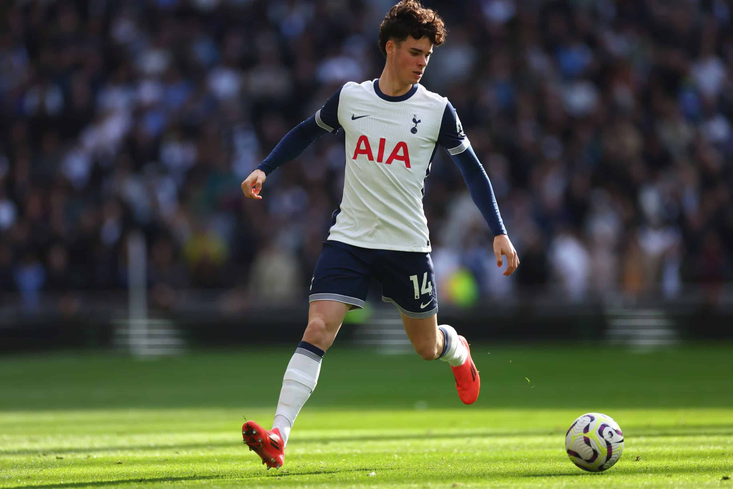 LONDON, ENGLAND - OCTOBER 19: Archie Gray of Tottenham Hotspur during the Premier League match between Tottenham Hotspur FC and West Ham United FC at Tottenham Hotspur Stadium on October 19, 2024 in London, England. (Photo by Marc Atkins/Getty Images)