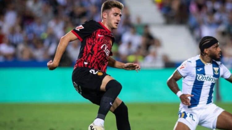 Robert Navarro Girona Athletic