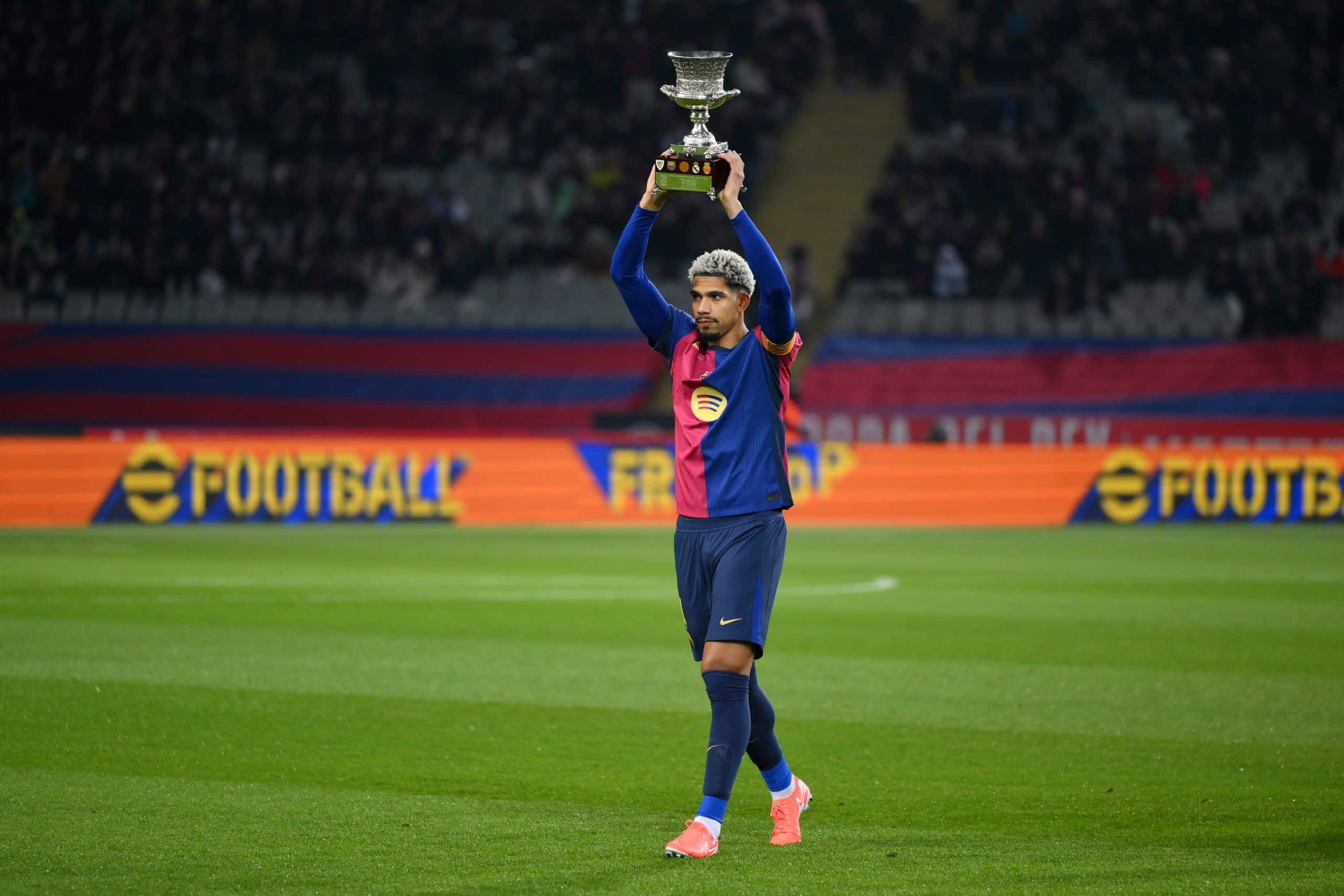 Araujo supercopa fc barcelona