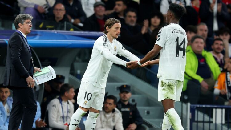 Tchouameni ovación Real Madrid