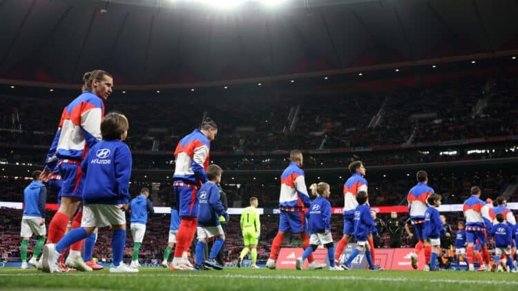 Simeone pone toda la carne en el asador para asaltar el Bernabéu. (Photo by Florencia Tan Jun/Getty Images)