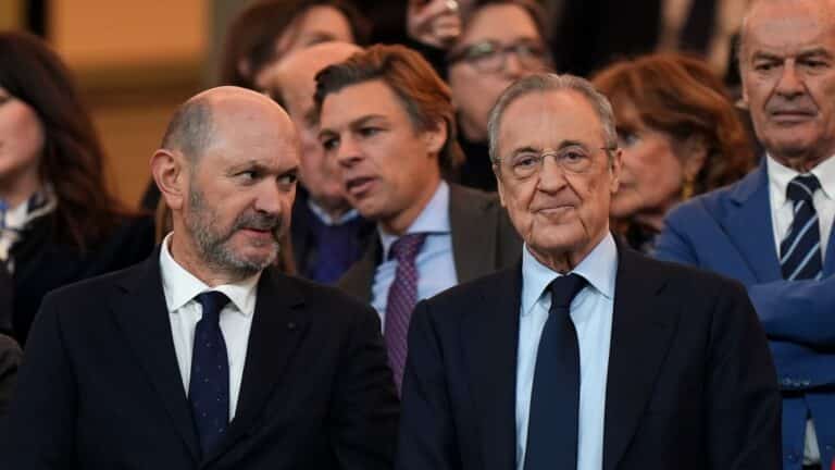 Rafael Louzán, presidente de la RFEF, junto a Florentino Pérez, presidente del Real Madrid. (Photo by Angel Martinez/Getty Images)