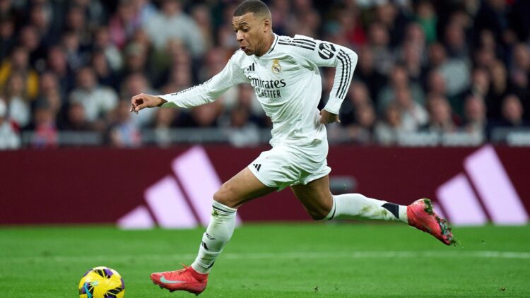 a qué hora es el real madrid hoy, a quéh ora juega el real madrid hoy, horario manchester city real madrid hoy,