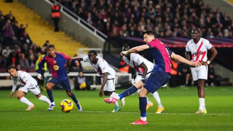 lewandowski penalti barça