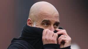 Guardiola, durante el encuentro de FA Cup del Manchester City. (Photo by Richard Pelham/Getty Images)