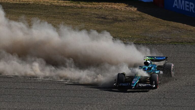 Fernando Alonso fondo plano