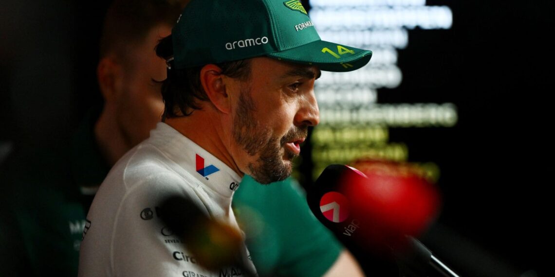 Fernando Alonso harto Aston Martin
