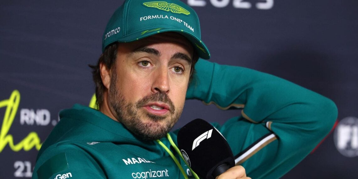 Fernando Alonso mejoras Aston Martin