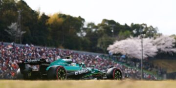 Fernando Alonso mejoras Aston Martin