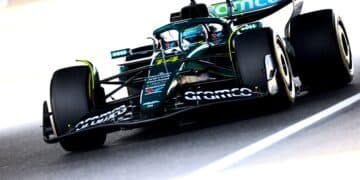 Aston Martin encrucijada tentar Fernando Alonso