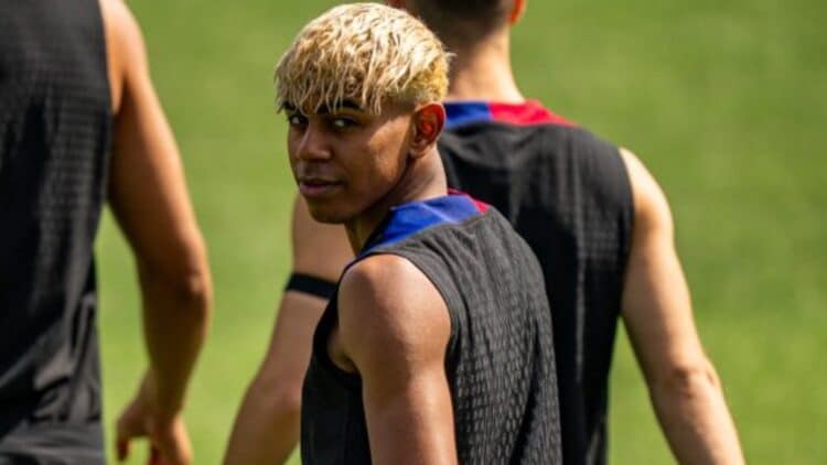 Lamine Yamal Barça entrenamiento