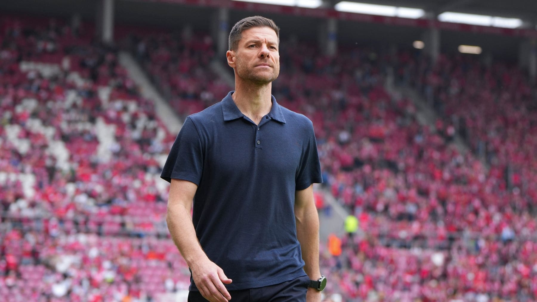 Xabi Alonso oficial Real Madrid