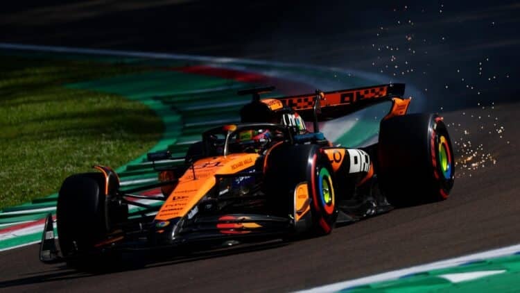 Pole Verstappen Imola Alonso 5º Sainz 6º
