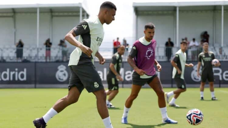 Mbappé entrenamiento