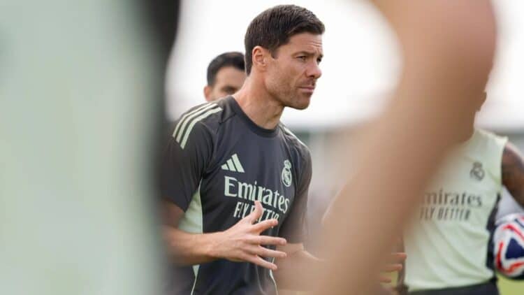 Xabi Alonso alineación Real Madrid