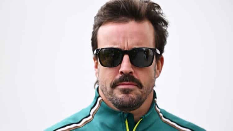 Alonso prioriza Aston Martin lucha