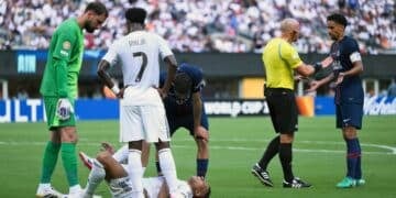 Vinicius y Kylian Mbappé