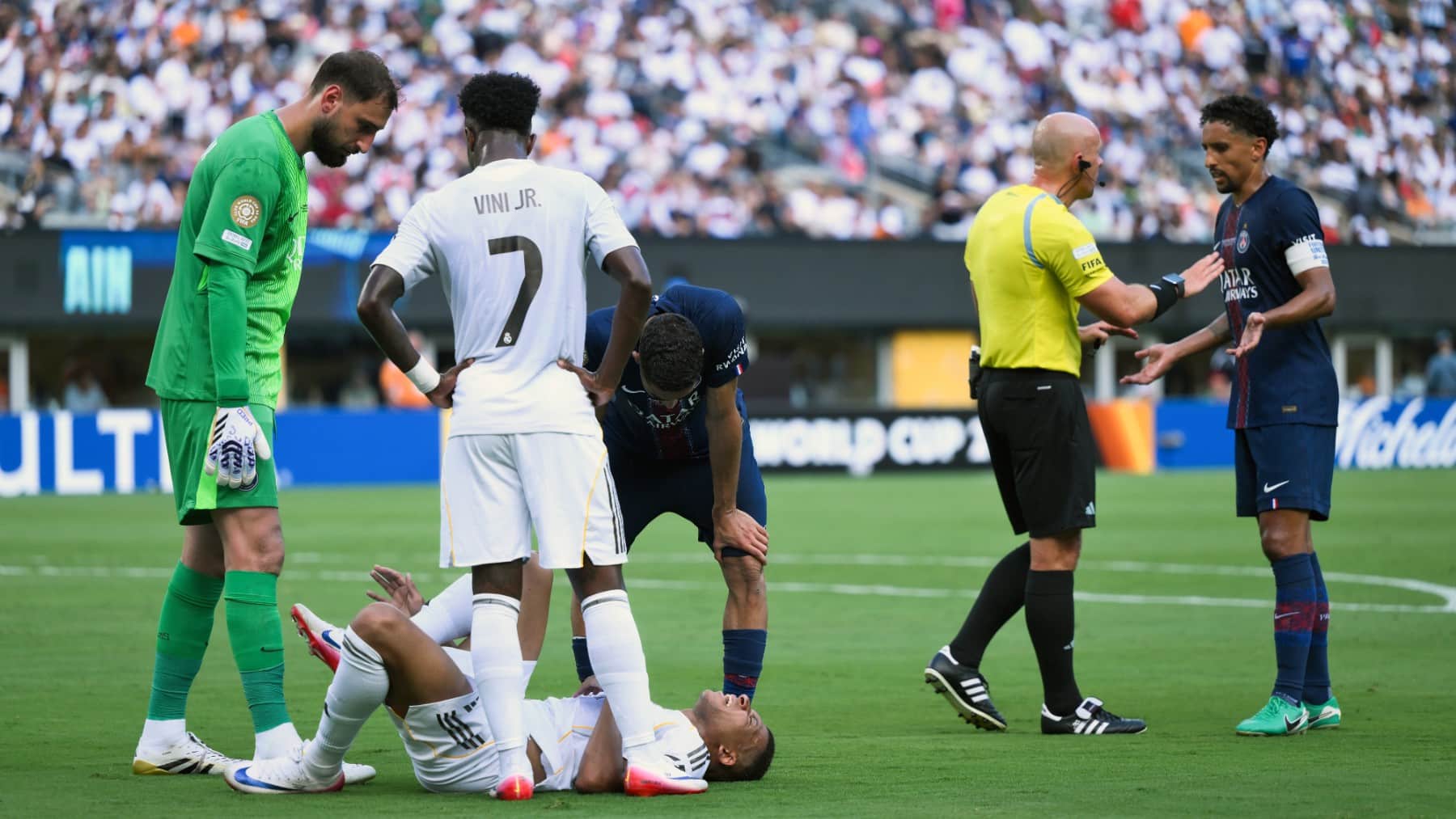 Vinicius y Kylian Mbappé