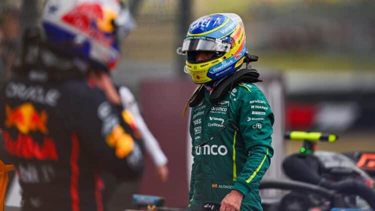 Alonso otra carrera más pulverizando récords F1 Hill 50 años después