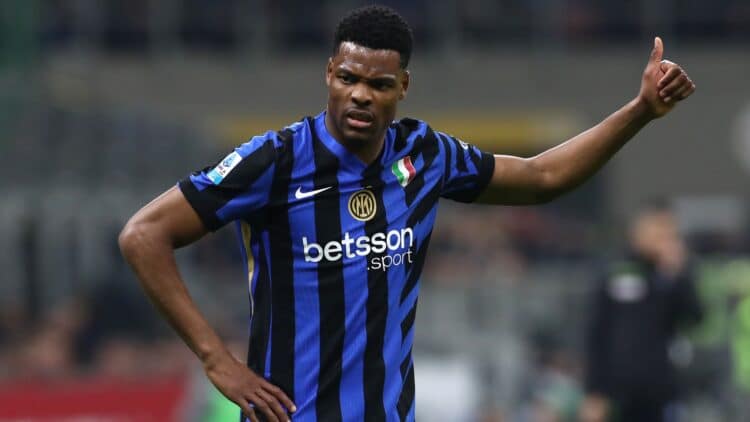 Dumfries, en un partido del Inter de Milán.