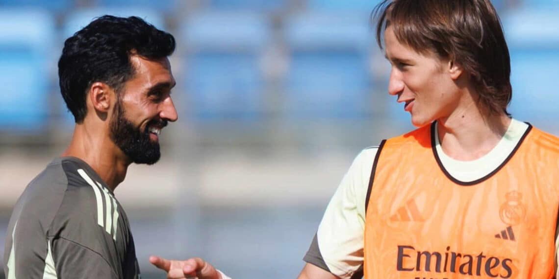 Joan Martínez Arbeloa Xabi Alonso