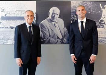 Franco Mastantuono con Florentino Pérez
