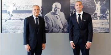 Franco Mastantuono con Florentino Pérez