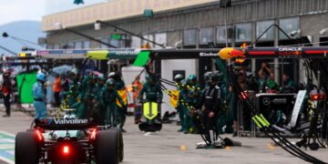 Cambios Aston Martin