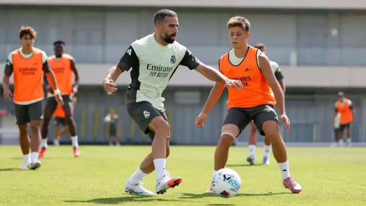 Dani Carvajal y Arda Güler entrenamiento