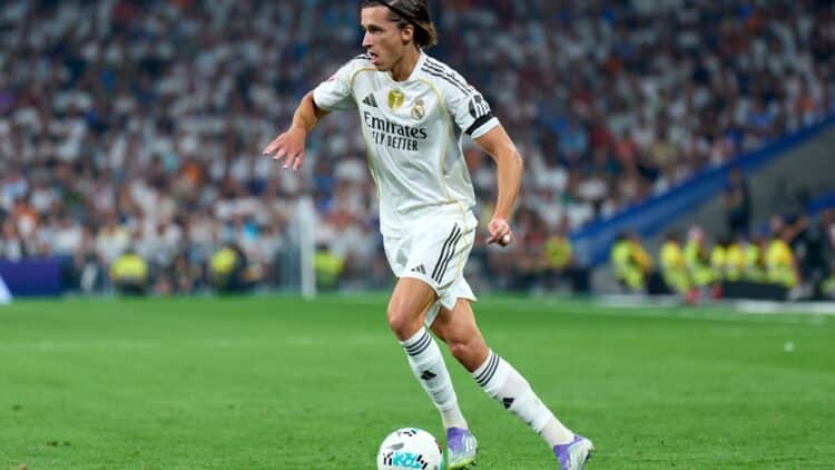 Álvaro Carreras debut Bernabéu