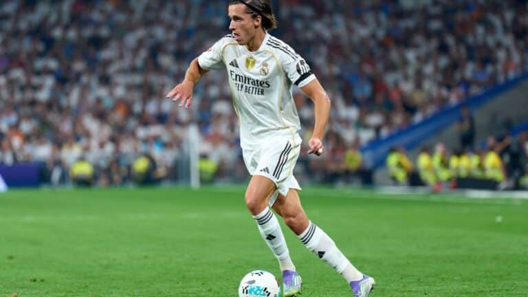Álvaro Carreras debut Bernabéu