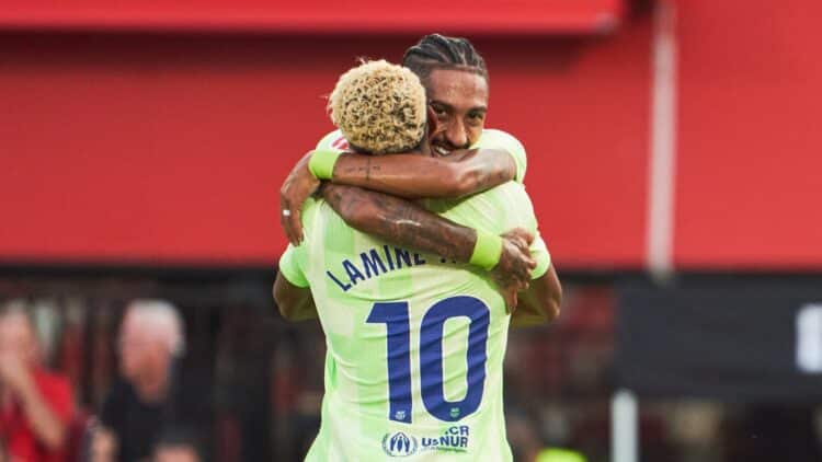 Lamine Yamal y Raphinha