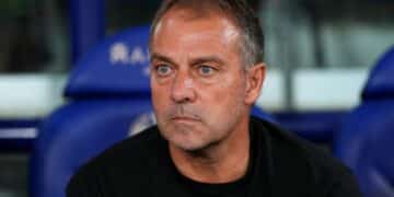 Hansi Flick, en el Levante - Barcelona.