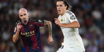 Carreras Real Madrid Levante Central partidazo