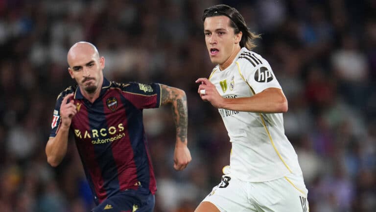 Carreras Real Madrid Levante Central partidazo