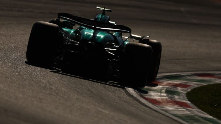 Fernando Alonso Aston Martin Baku