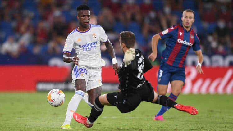 Horario donde ver levante real madrid