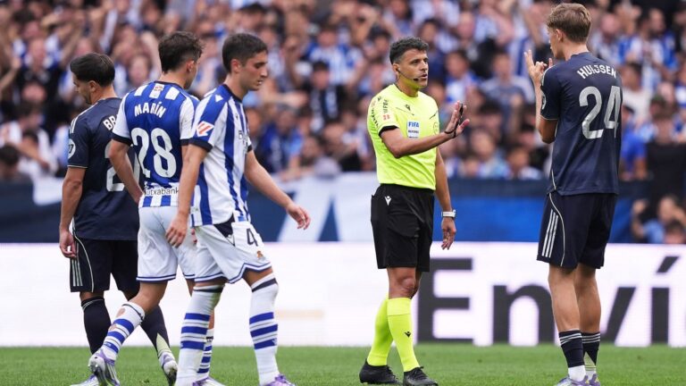 Huijsen expulsado Real Madrid