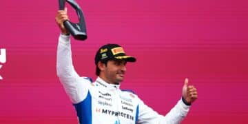 Bakú premia insistencia Carlos Sainz