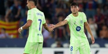 Ferran Torres y Pedri, con el Barça.