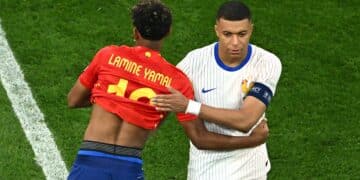 Lamine Yamal y Kylian Mbappé.