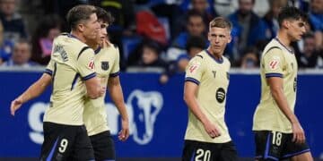 Lewandowski celebra su gol en el Oviedo - Barcelona.