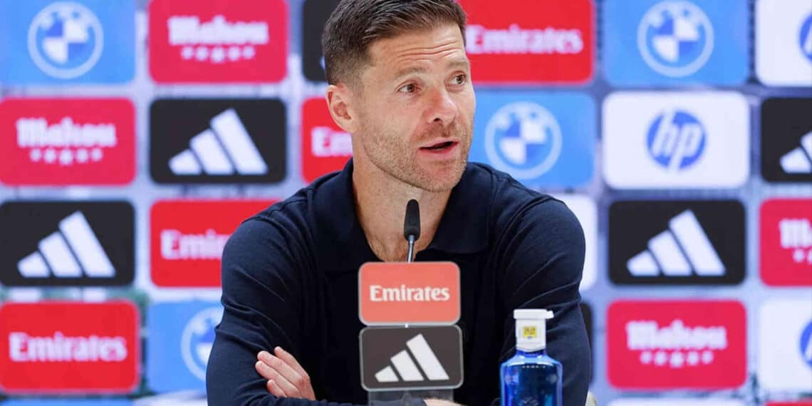 Xabi Alonso Real Madrid Barcelona Clásico