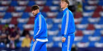 Huijsen Asencio Real Madrid Centrales