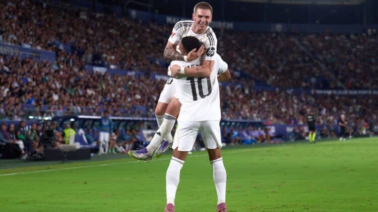 Real Madrid, Xabi Alonso, Mastantuono, Mbappé