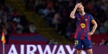 Frenkie de Jong, en un partido con el Barcelona.