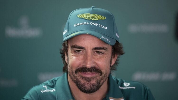 Fernando Alonso nuevo compañero Aston Martin Honda