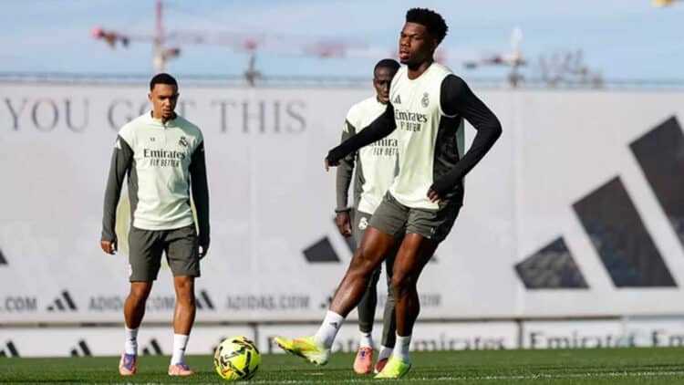 Tchouaméni Real Madrid entrenamiento elche