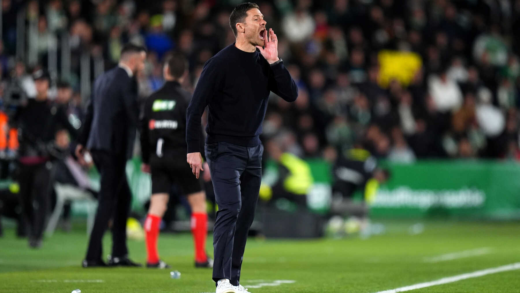 Xabi Alonso futuro real madrid atenas