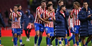 Los jugadores del Atlético celebran la victoria.